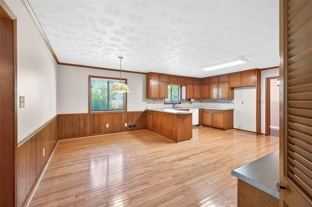 1738 Rivermist Drive, Lilburn, GA 30047