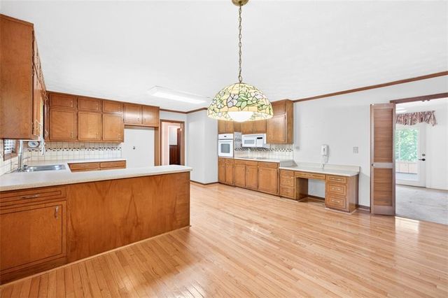 1738 Rivermist Drive, Lilburn, GA 30047