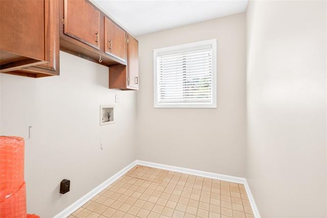 1738 Rivermist Drive, Lilburn, GA 30047