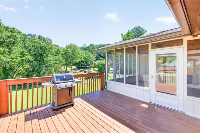 1738 Rivermist Drive, Lilburn, GA 30047