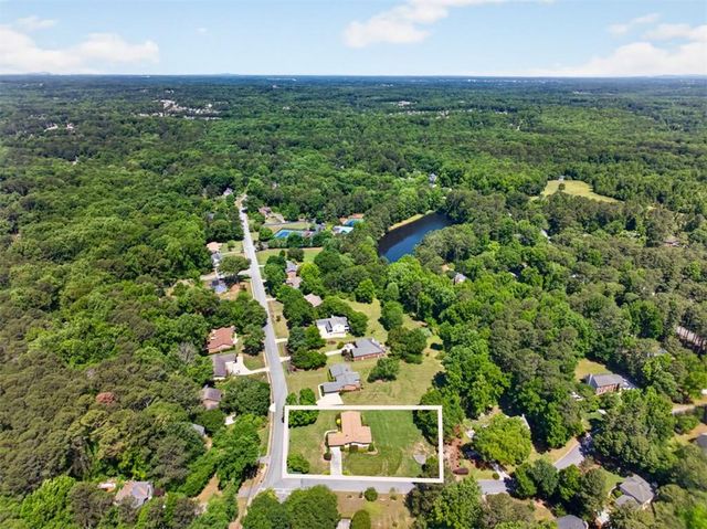 1738 Rivermist Drive, Lilburn, GA 30047