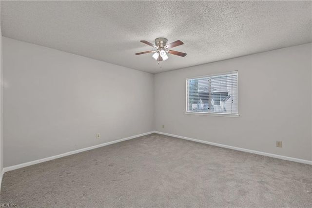 12628 Daybreak CIR, Newport News, VA 23602