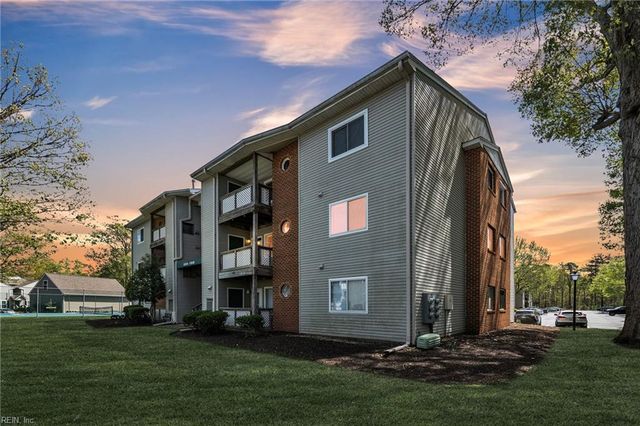 12628 Daybreak CIR, Newport News, VA 23602