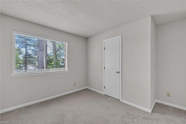 12628 Daybreak CIR, Newport News, VA 23602