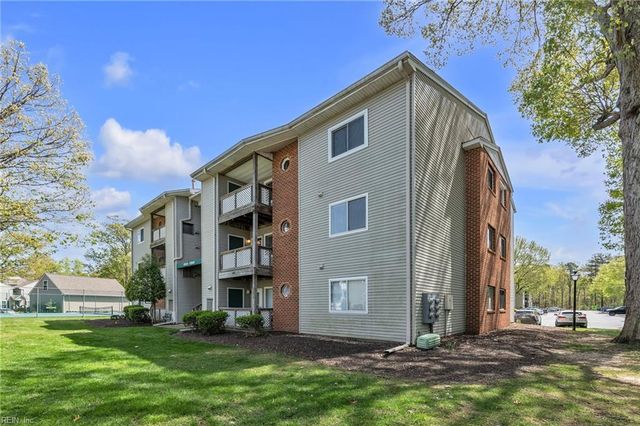 12628 Daybreak CIR, Newport News, VA 23602