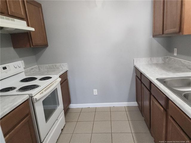 1031 Patina Court, Fayetteville, NC 28301