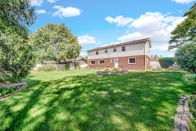 2707 W 60th Drive, Merrillville, IN 46410