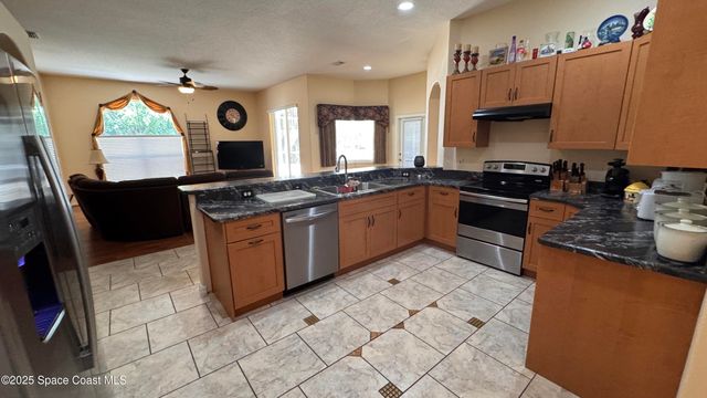 7870 Olive Grove Avenue, Melbourne, FL 32904