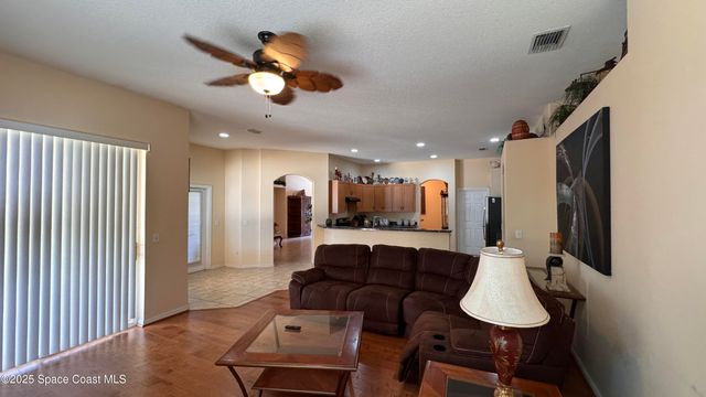 7870 Olive Grove Avenue, Melbourne, FL 32904