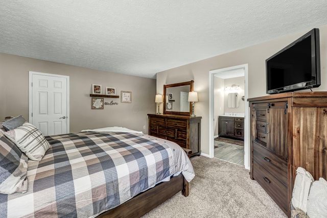5452 Mirage Drive, Hilliard, OH 43026