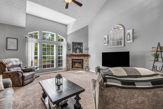5452 Mirage Drive, Hilliard, OH 43026