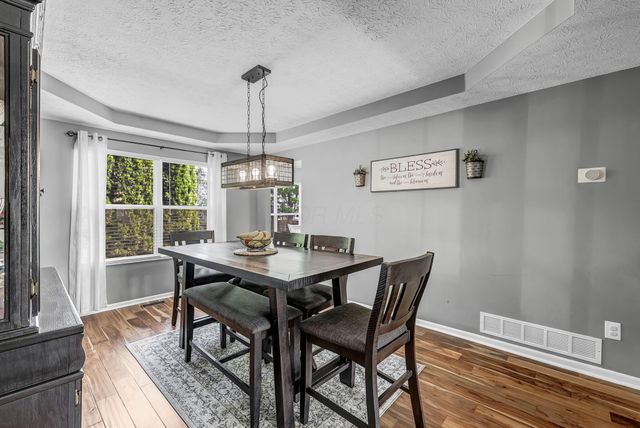 5452 Mirage Drive, Hilliard, OH 43026
