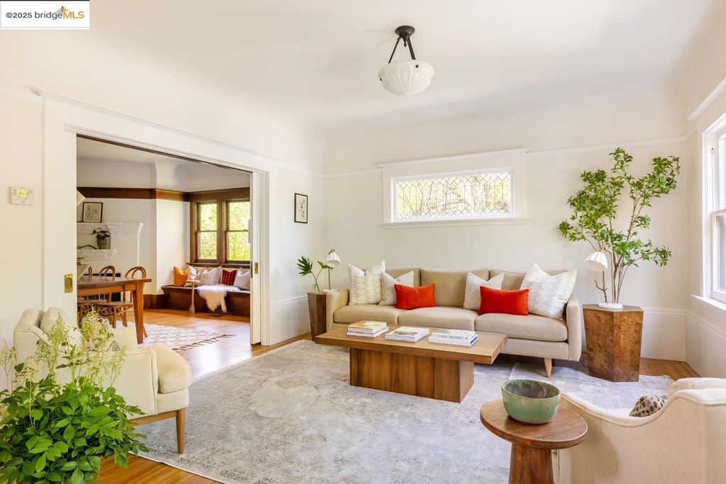 property-img