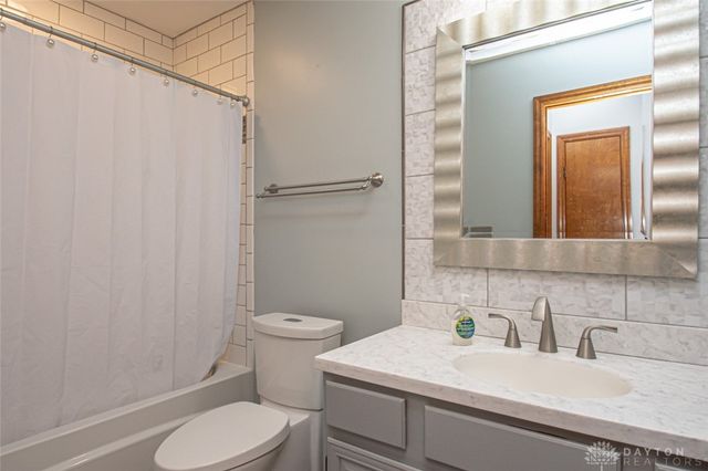 1320 Donson Circle, Dayton, OH 45429