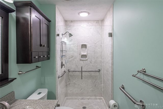 1320 Donson Circle, Dayton, OH 45429