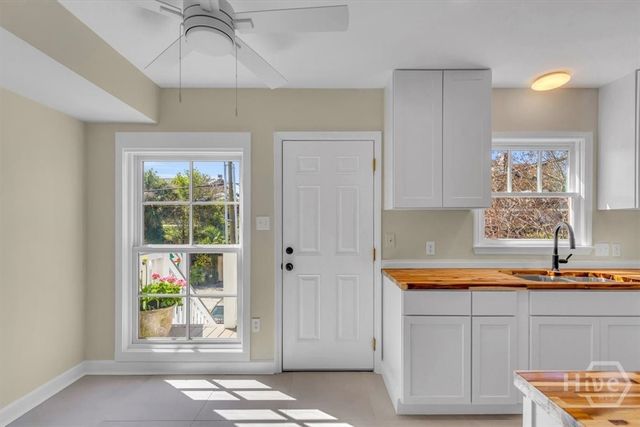 501 E Broughton Street, Savannah, GA 31401