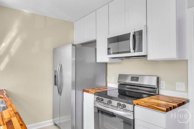 501 E Broughton Street, Savannah, GA 31401