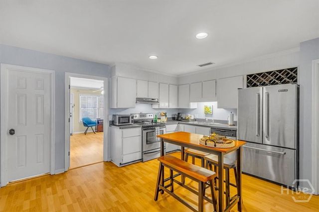 501 E Broughton Street, Savannah, GA 31401