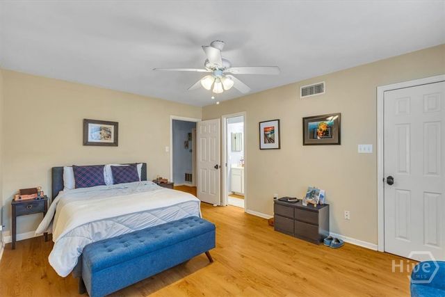 501 E Broughton Street, Savannah, GA 31401