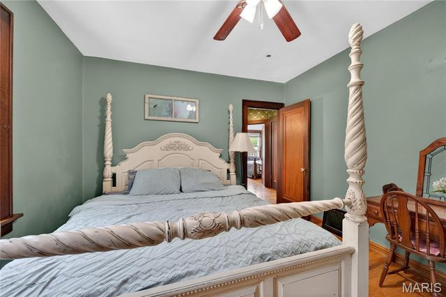 3990 Bowen Street, St Louis, MO 63116