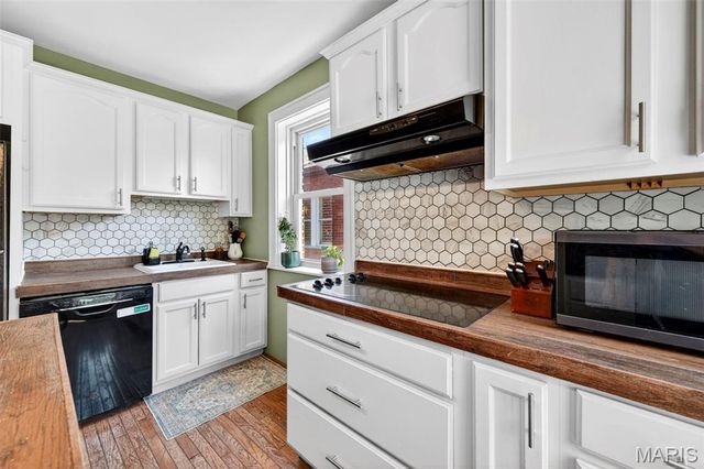 3990 Bowen Street, St Louis, MO 63116