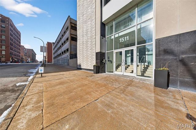 1511 Locust Street 410, St Louis, MO 63103
