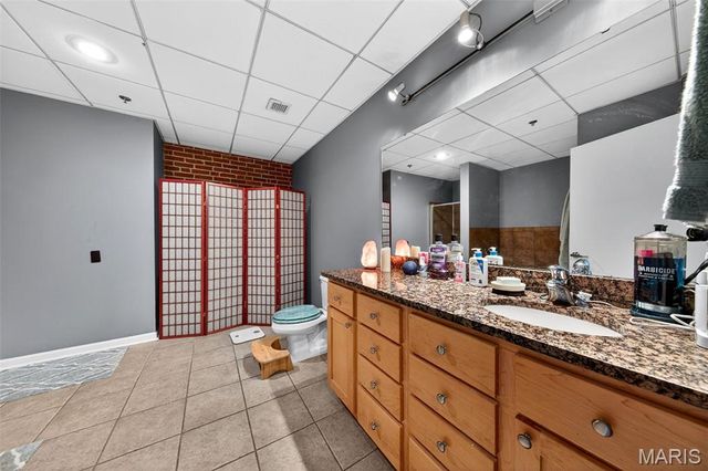 1511 Locust Street 410, St Louis, MO 63103