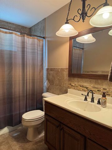 511 Ridgeway Street, Denver, IA 50622