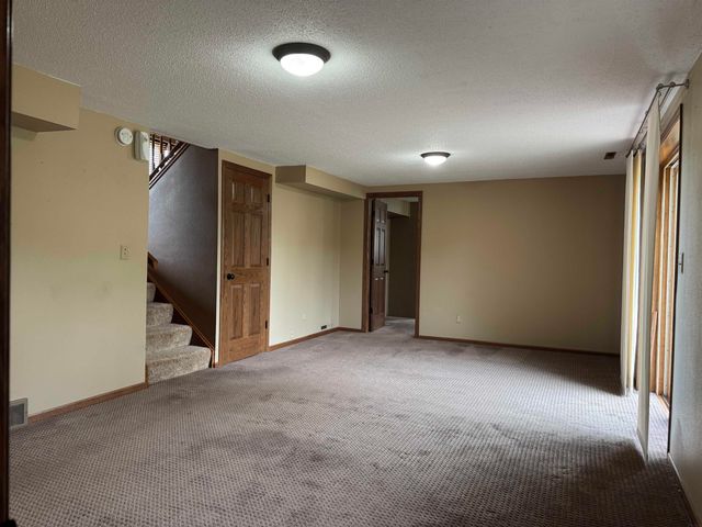 511 Ridgeway Street, Denver, IA 50622