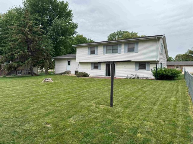 511 Ridgeway Street, Denver, IA 50622
