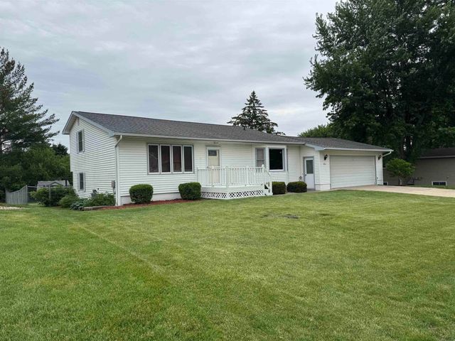 511 Ridgeway Street, Denver, IA 50622