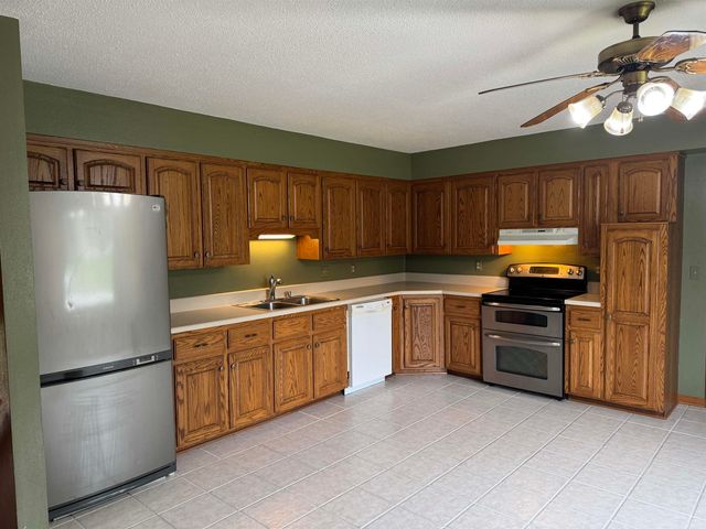 511 Ridgeway Street, Denver, IA 50622