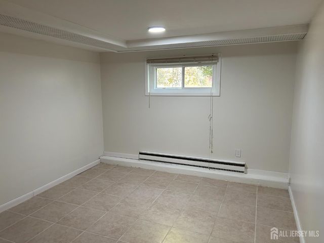 1471 Thomas Avenue, North Brunswick, NJ 08902