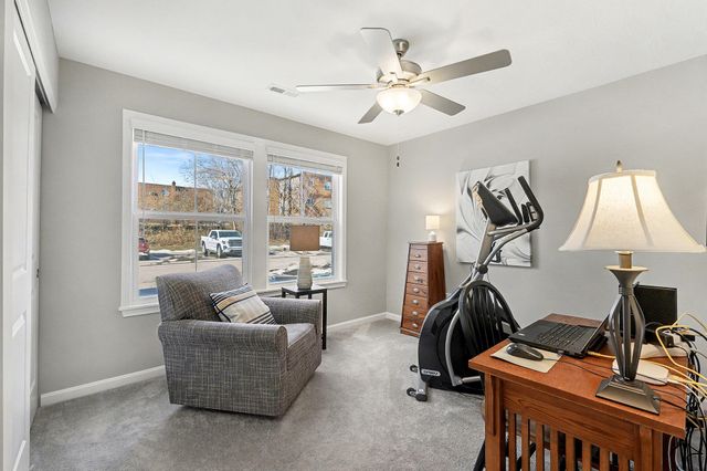 648 Foxhill Drive, 9-203, Crescent Springs, KY 41017