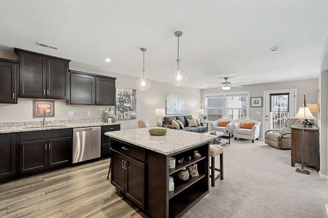 648 Foxhill Drive, 9-203, Crescent Springs, KY 41017