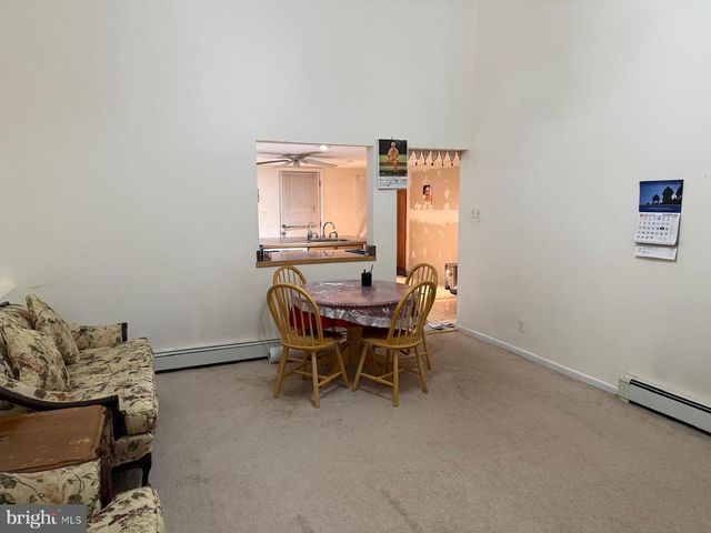 333 ETRA RD, Hightstown, NJ 08520