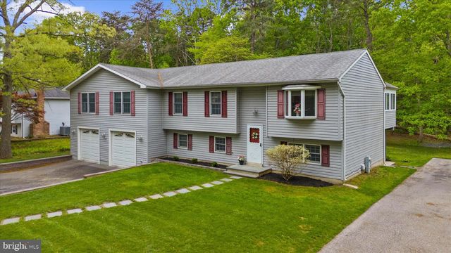 200 KENTUCKY AVE, Pasadena, MD 21122