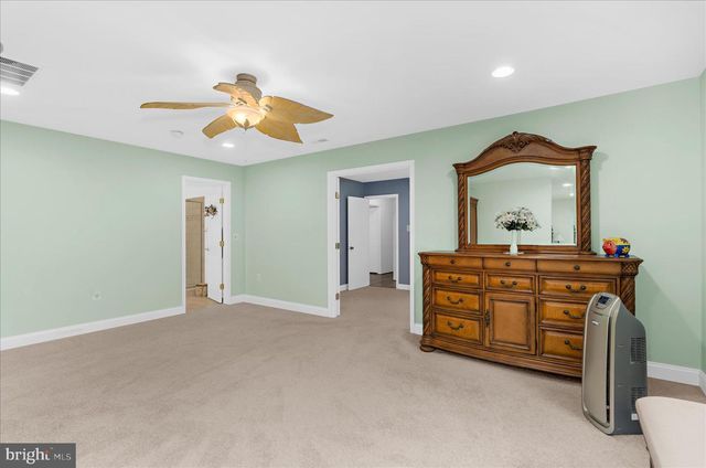 200 KENTUCKY AVE, Pasadena, MD 21122