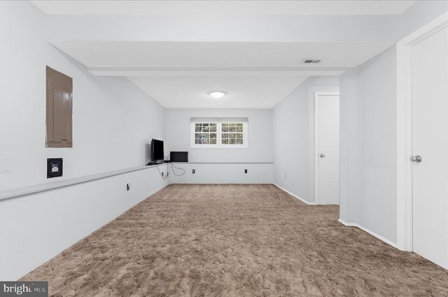 200 KENTUCKY AVE, Pasadena, MD 21122