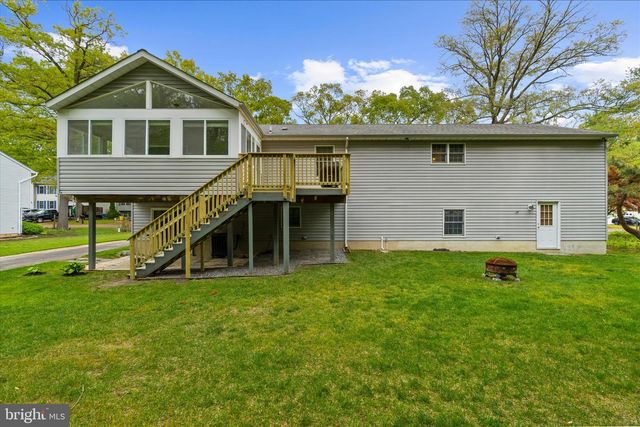 200 KENTUCKY AVE, Pasadena, MD 21122