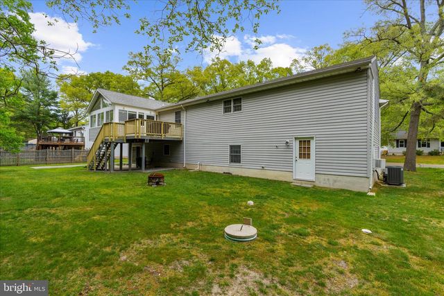 200 KENTUCKY AVE, Pasadena, MD 21122