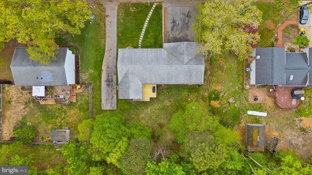 200 KENTUCKY AVE, Pasadena, MD 21122