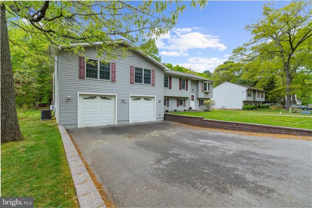 200 KENTUCKY AVE, Pasadena, MD 21122