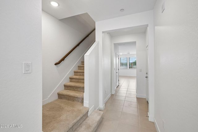 5428 S 35th Way, Phoenix, AZ 85040