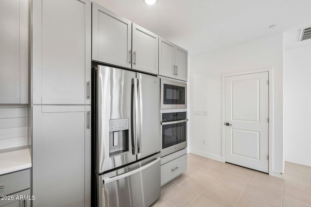 5428 S 35th Way, Phoenix, AZ 85040