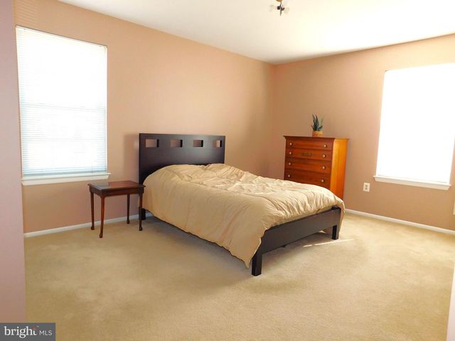 5640 CRABAPPLE DR, Frederick, MD 21703