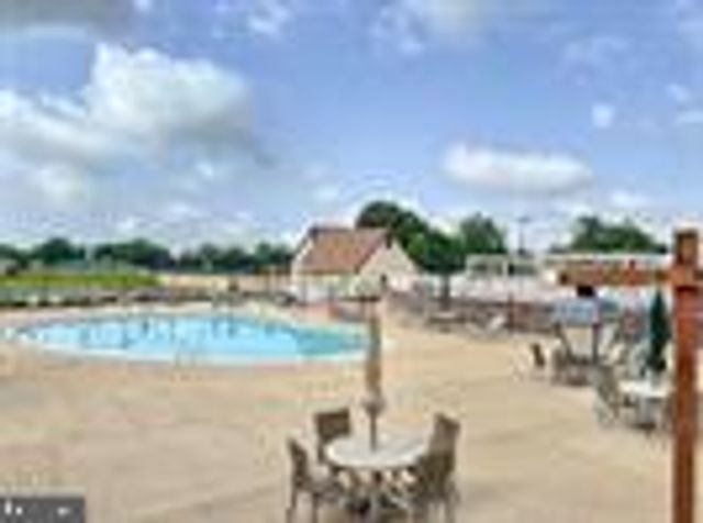 5640 CRABAPPLE DR, Frederick, MD 21703