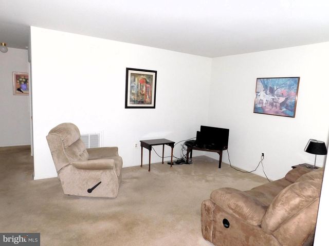 5640 CRABAPPLE DR, Frederick, MD 21703