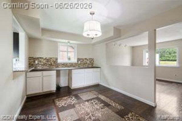 33515 Colfax Drive, Farmington Hills, MI 48335