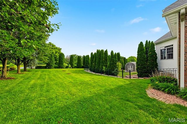 823 Ridge Road, Waterloo, IL 62298